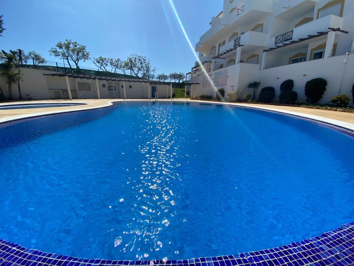 Apartamento Estrela Do Mar Com Piscina *