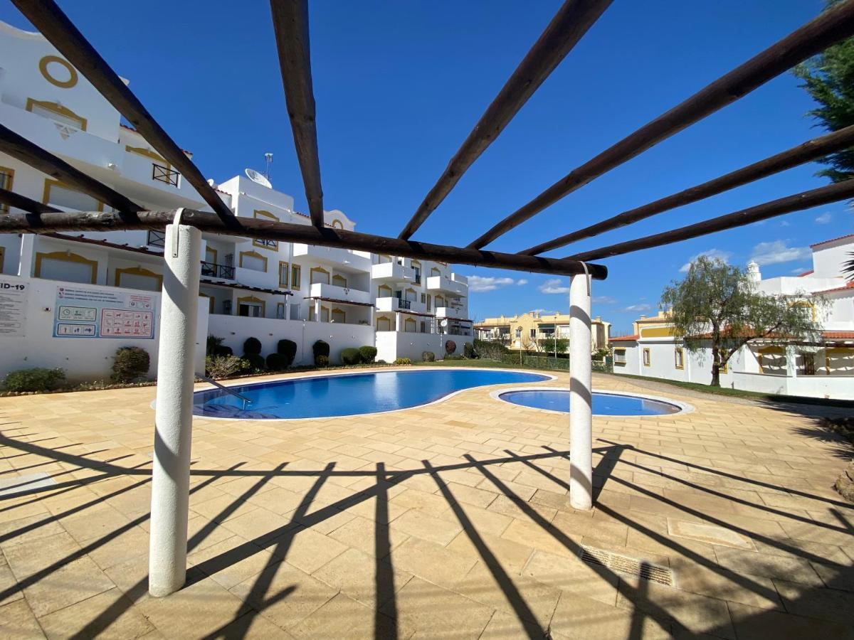 Apartment Apartamento Estrela Do Mar Com Piscina Albufeira