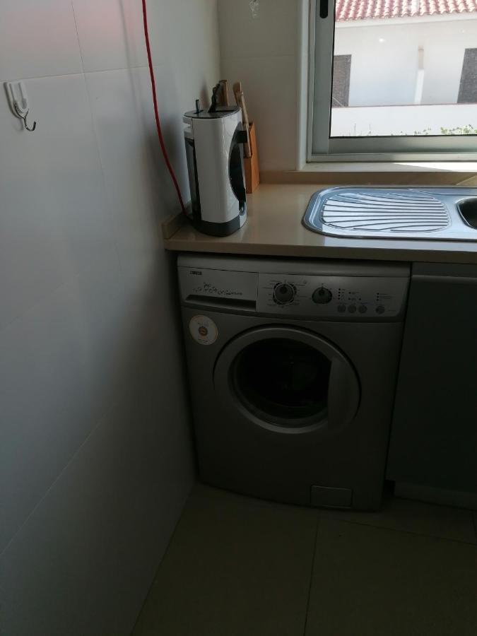 Modern With Sunny South Facing Terrace Albufeira