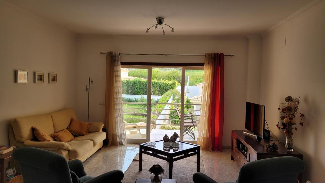 Apartamento Excelente Apartamento - Da Falesia - Alfamar - Zona Tranquila