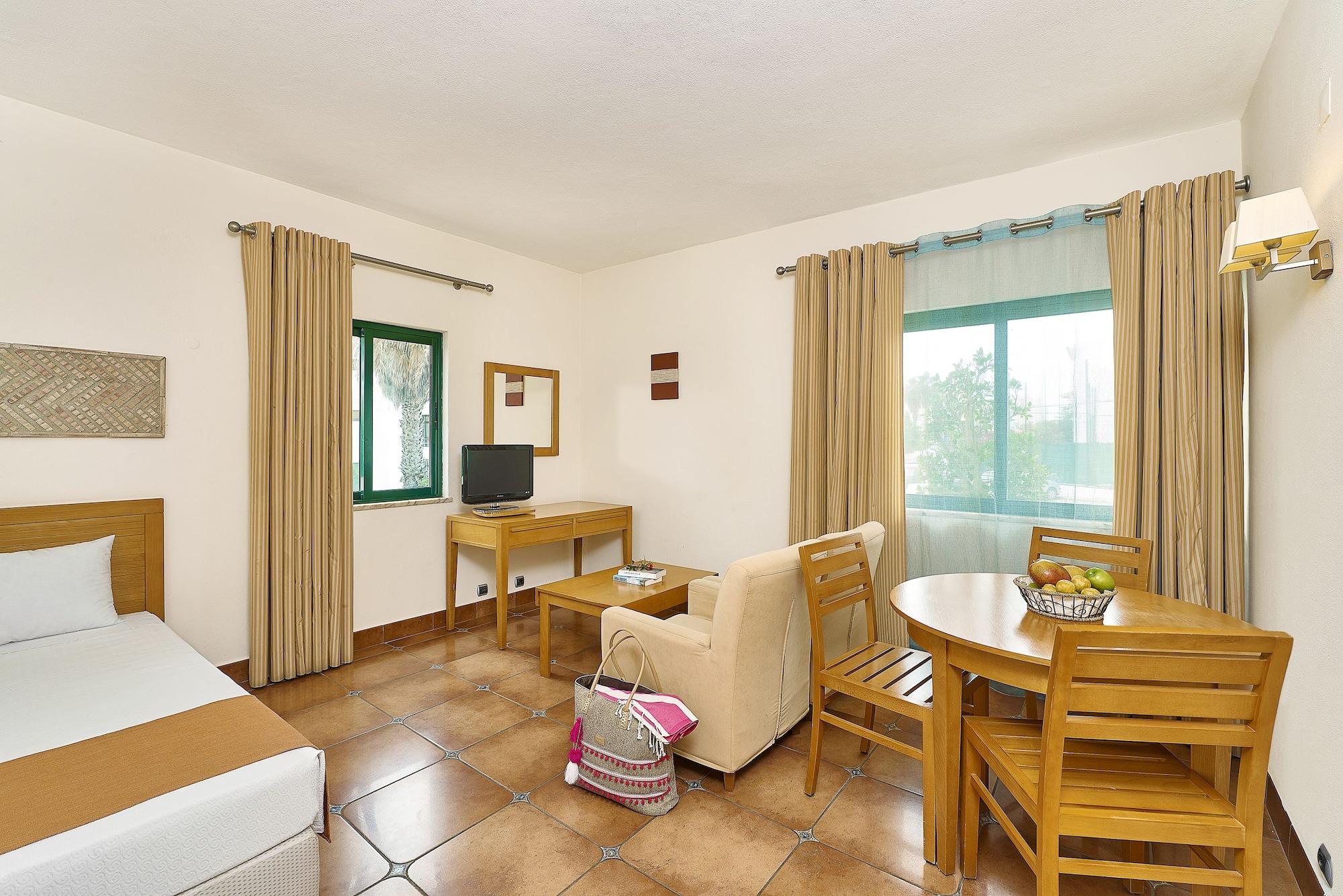 Oceanus Aparthotel Albufeira
