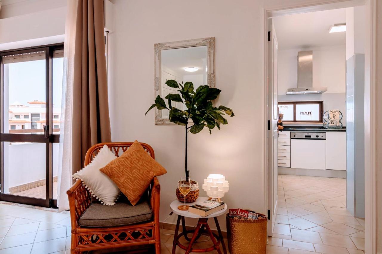 Apartment 1 Bed With Pool In