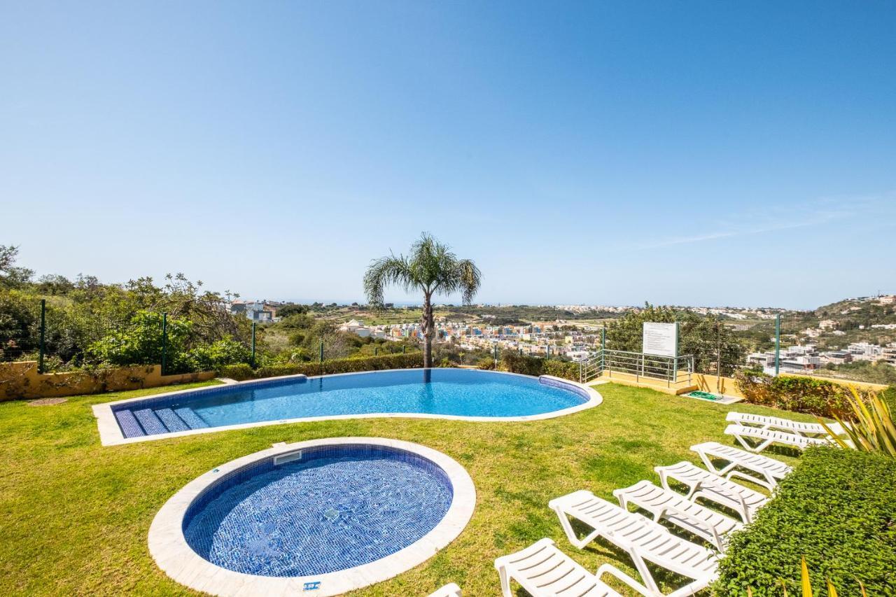 Apartment #080 Marina View Flat With Pool By Holidays *