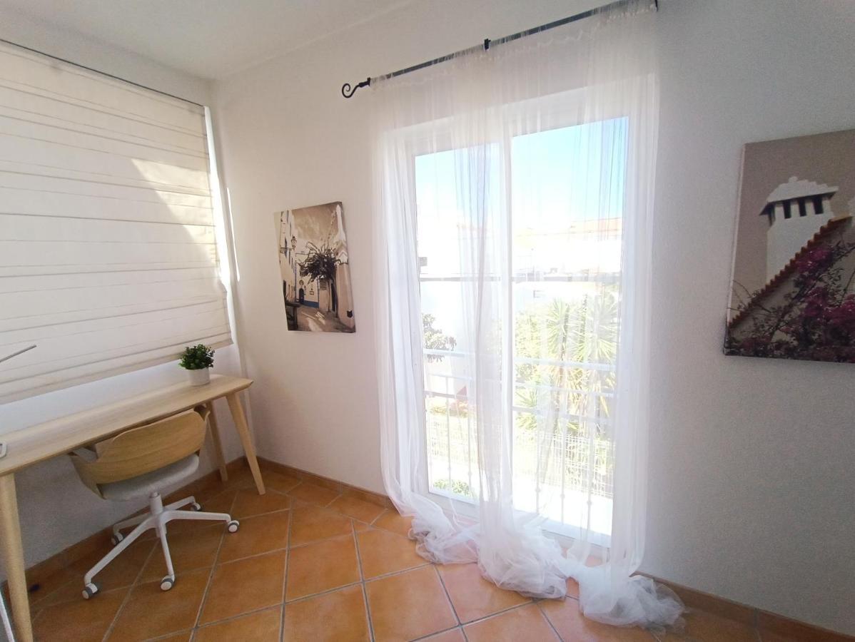 Apartment Beauty By The Sea