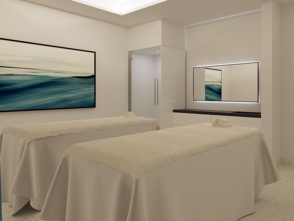 Regency Salgados & Hotel