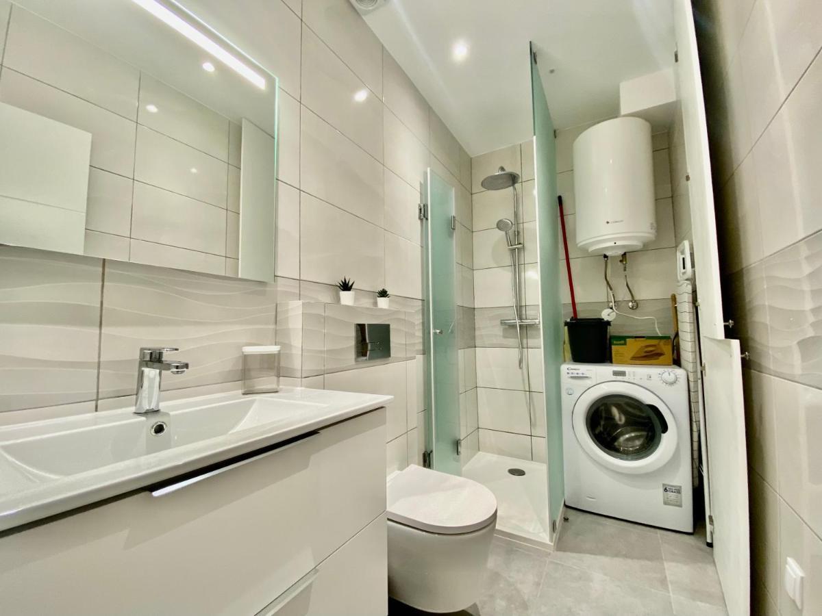 Apartamento **fresh And Cosy Appt With Pool, Fiber, Sporttv**