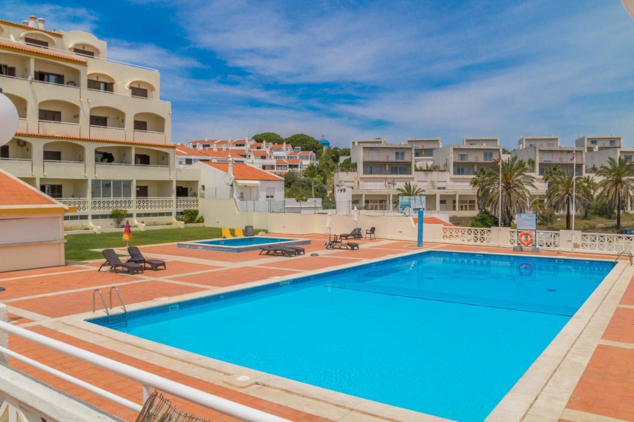 #084 Spacious Seaview With Ac, Pool And Garden