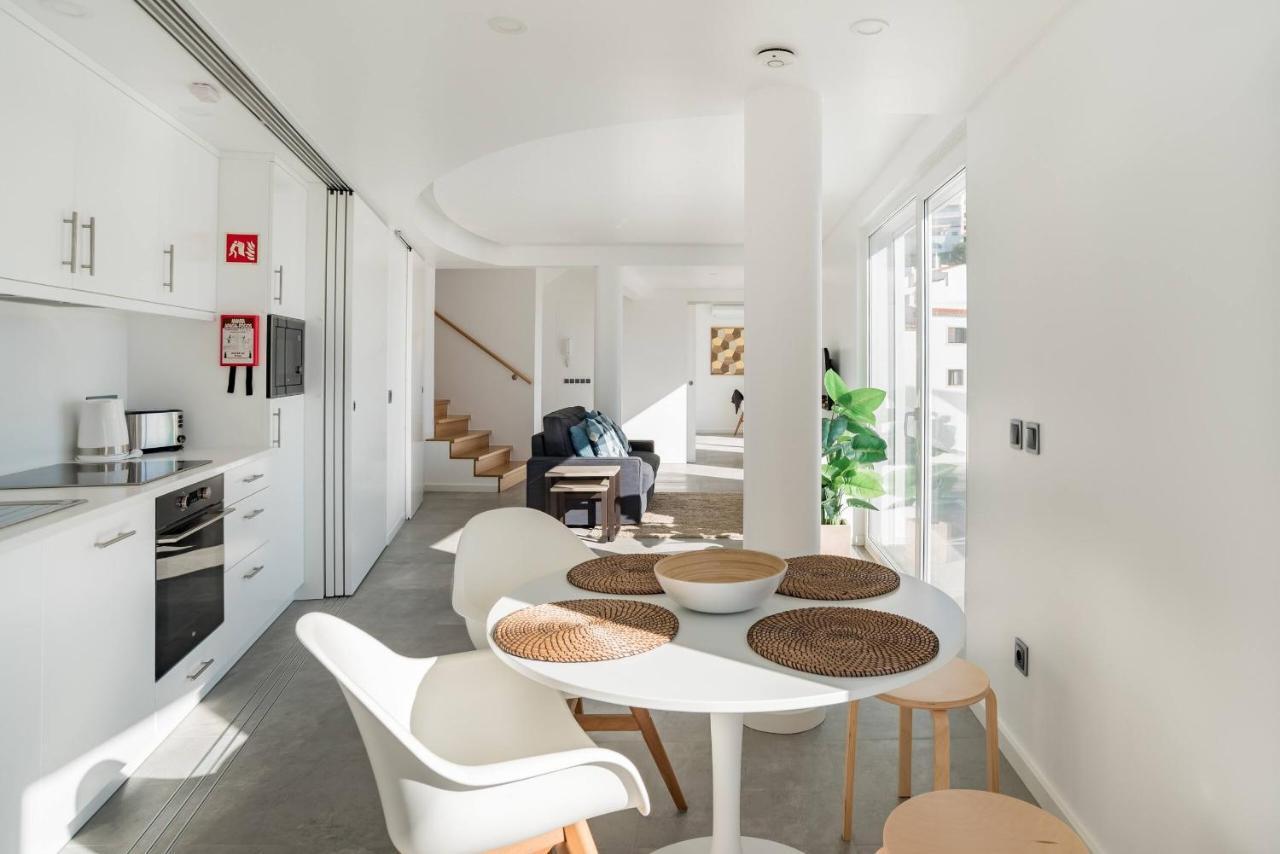 Casas Barulho Penthouse Old Town *