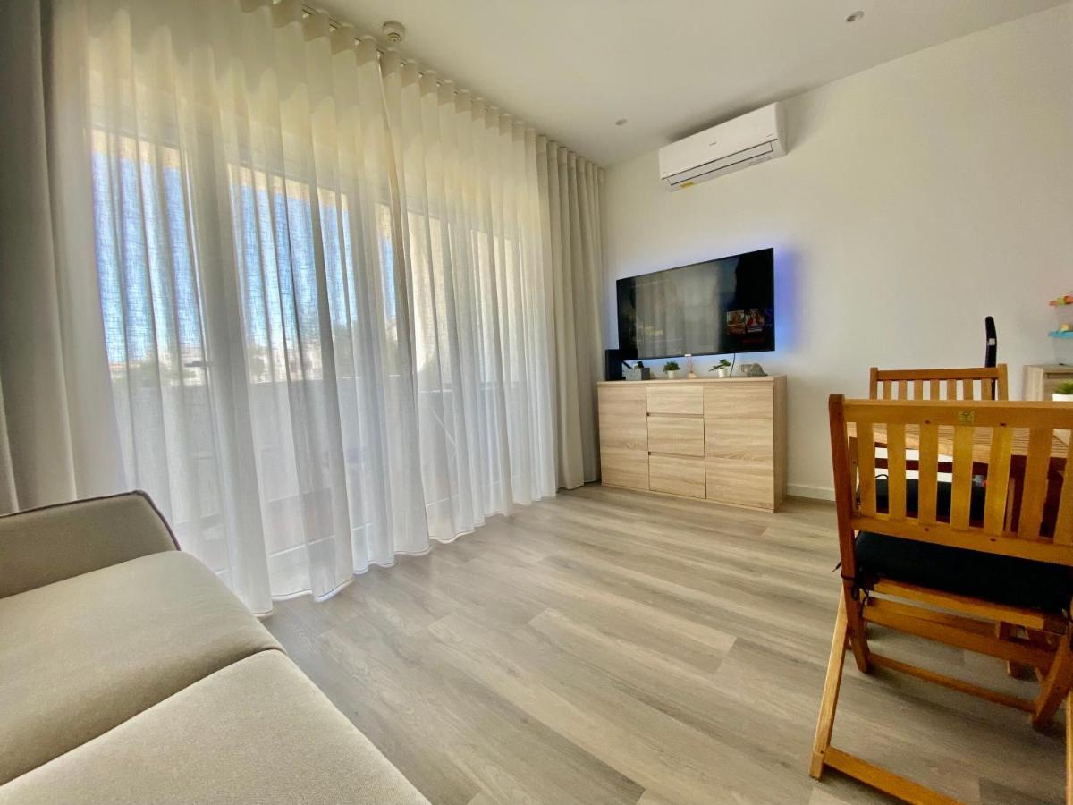 **fresh And Cosy Appt With Pool, Fiber, Sporttv** * Albufeira
