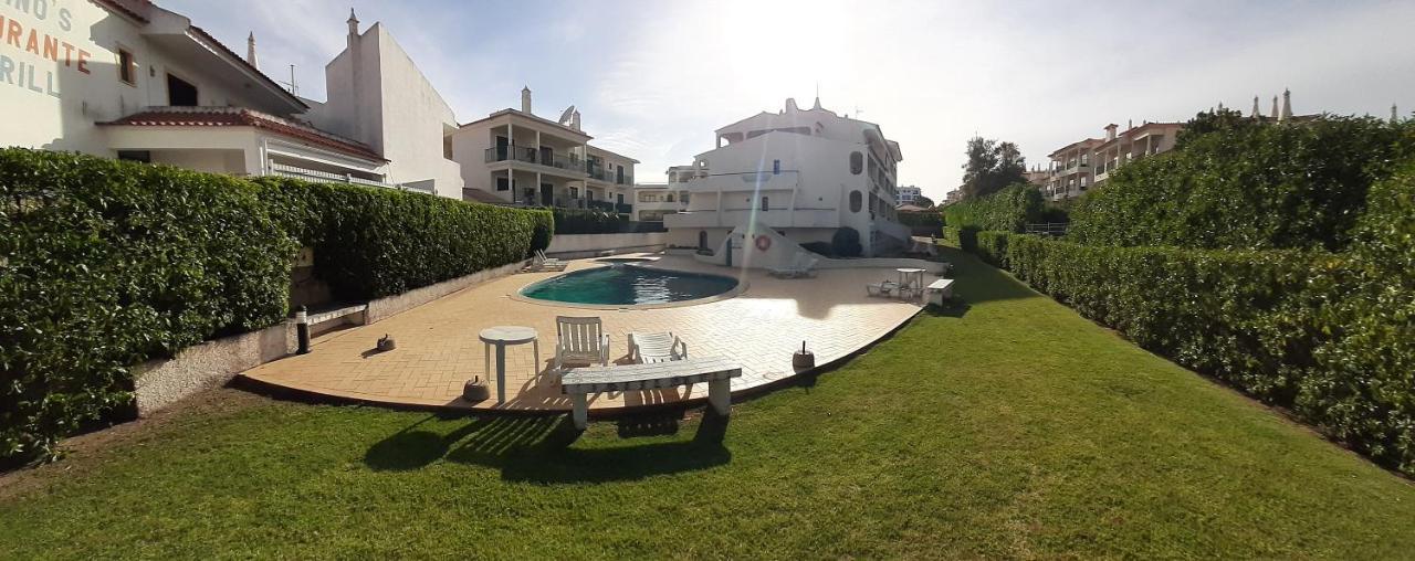 T2 Com 2Wc Em Condominio Com Piscina Apartment Albufeira