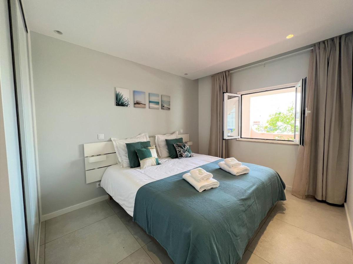 Twins 2 With Pool By Homing Albufeira