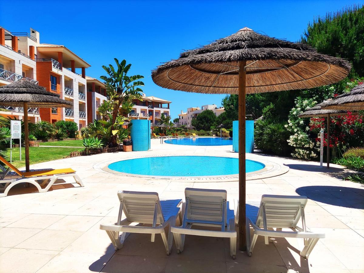 Fabulous Sunny Pool&garden By Becherish Apartment *