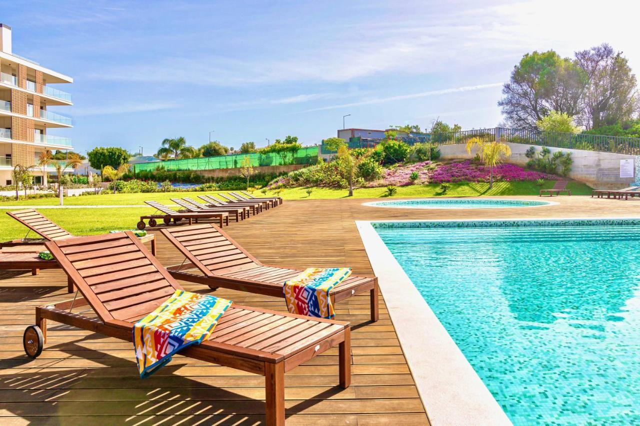 Marvell Design With Heated Pool&gym&playground Apartment Albufeira