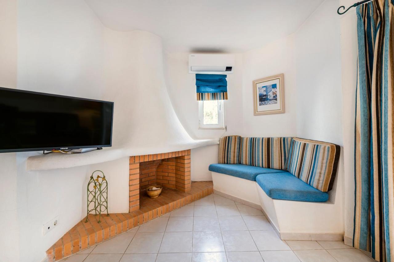 Family Holidays @ Balaia 143 Apartamento