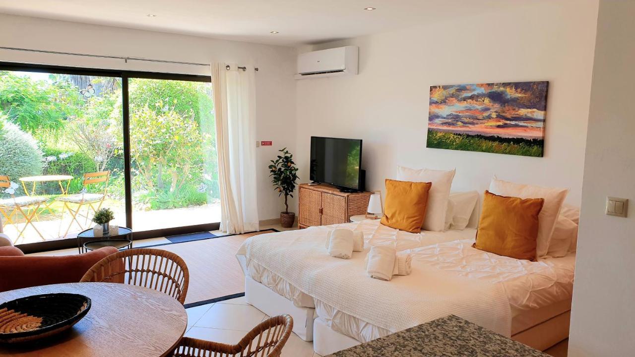 Apartment Sao Rafael 63 - - Pool - Free Wi-fi - Air Con