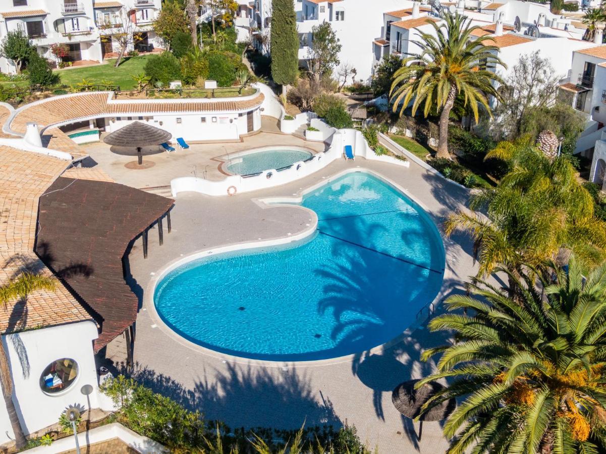 Apartment Sao Rafael 63 - - Pool - Free Wi-fi - Air Con