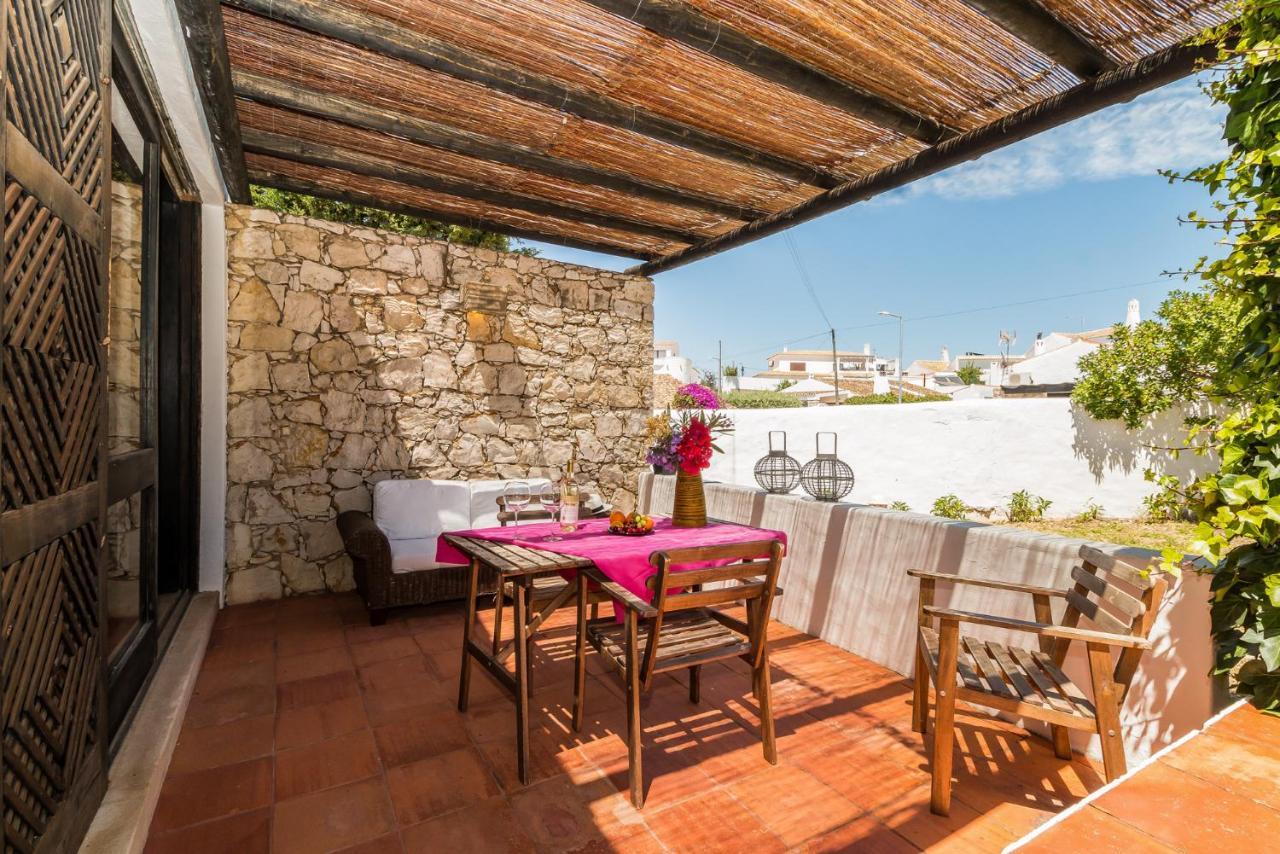 Pousada Casas Barulho - Jacaranda A8 *