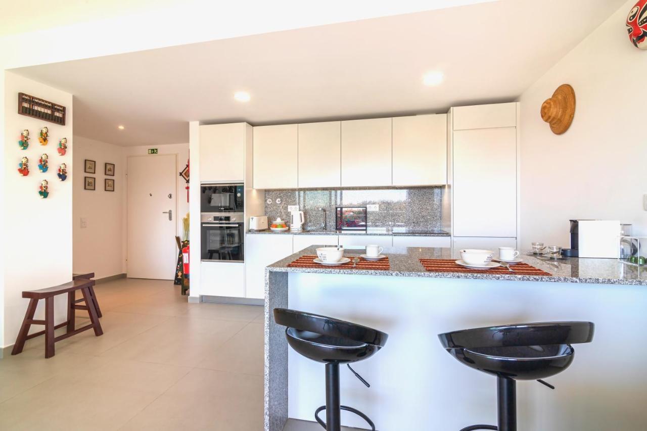 Apartment Marvell Design With Heated Pool&gym&playground *