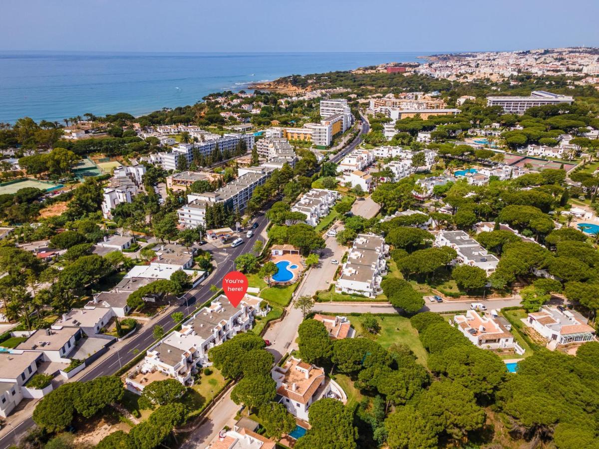 Family Holidays @ Balaia 143 Apartamento
