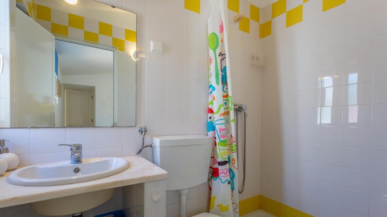Apartment Sea 3bdr House W/ Patio By Lovelystay