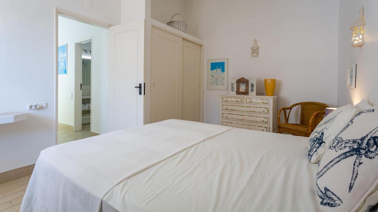 Sea 3bdr House W/ Patio By Lovelystay *