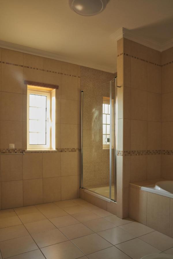 Monte Das Oliveiras Lux - 600m From The Beach - Swimming Pool - Wi Fi - Aircon *