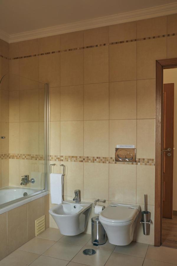 Pousada Monte Das Oliveiras Lux - 600m From The Beach - Swimming Pool - Wi Fi - Aircon Albufeira