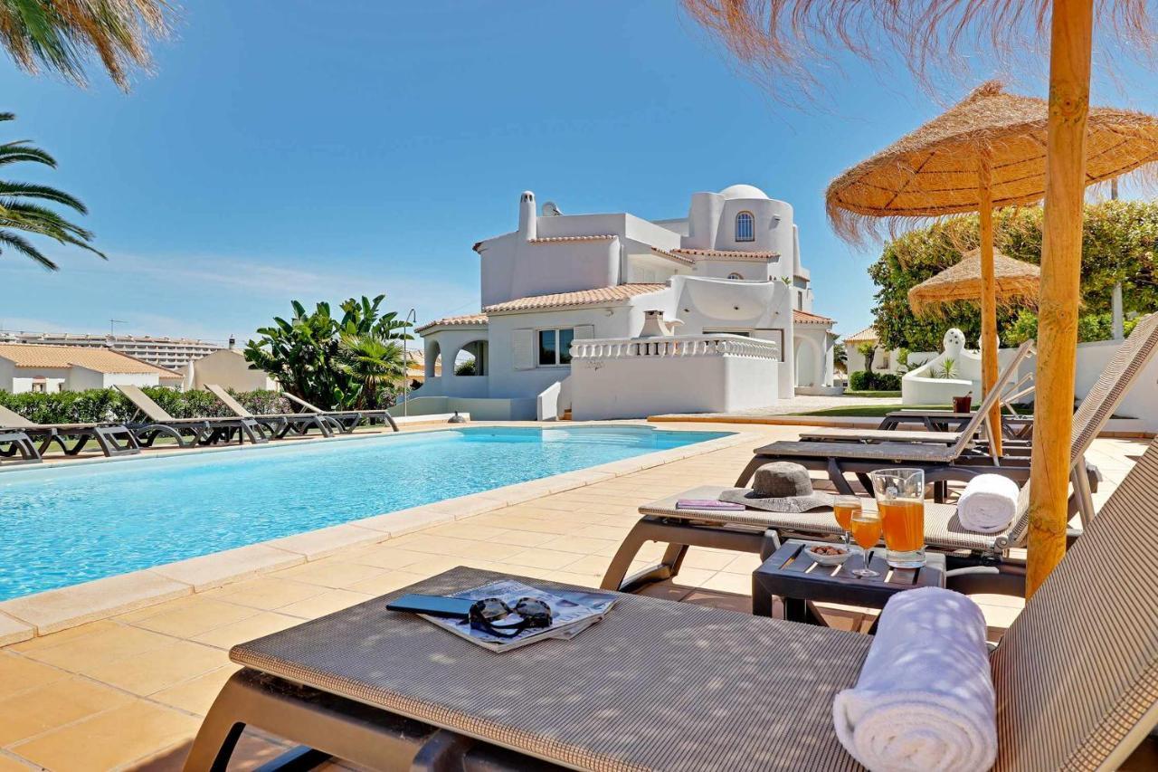 Villa Enar 6 Quartos Piscina Localização Ideal Familias Albufeira