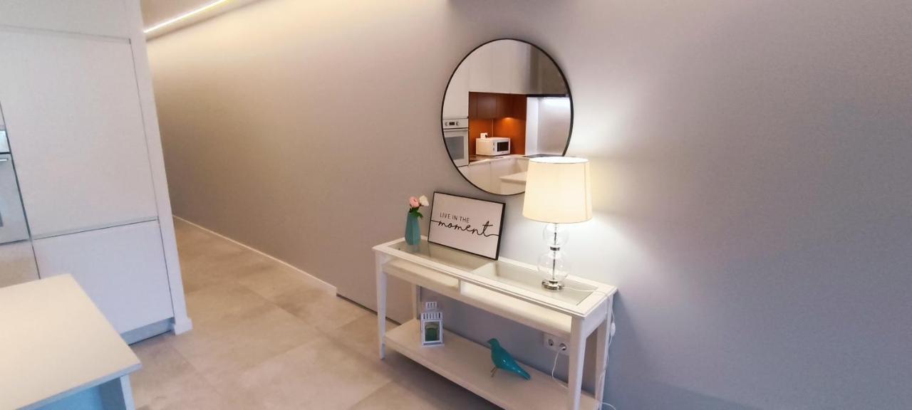 Apartment 209 Modern In Close To Everything *