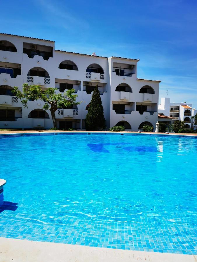 211 Moderno Com Vista A Piscina No Centro Da Apartamento