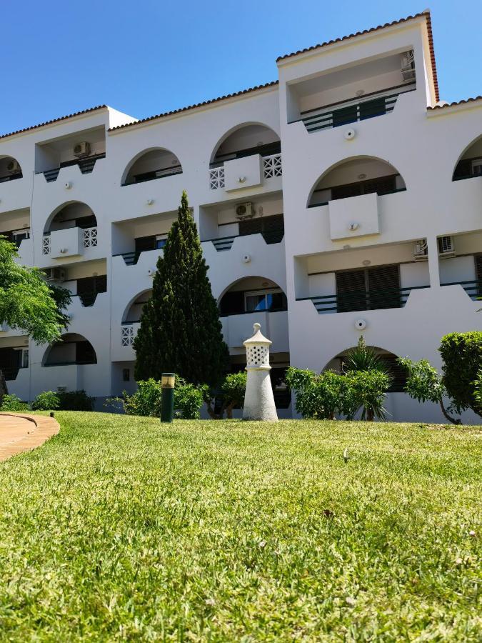 211 Moderno Com Vista A Piscina No Centro Da Apartamento *