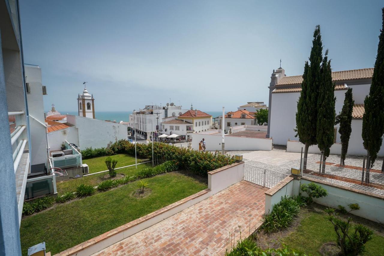 Bay View W/pool 3-min Walk To The Albufeira