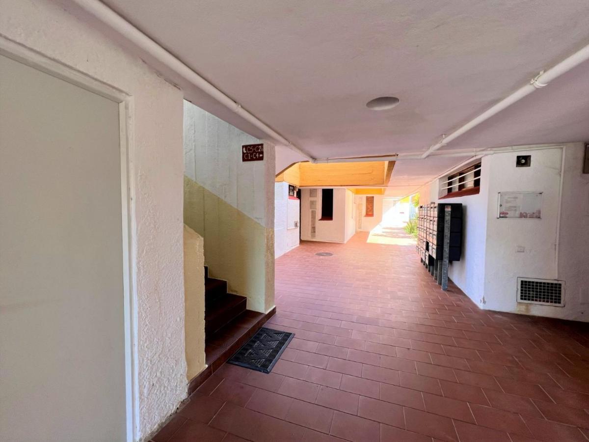 2 By Homing Apartment