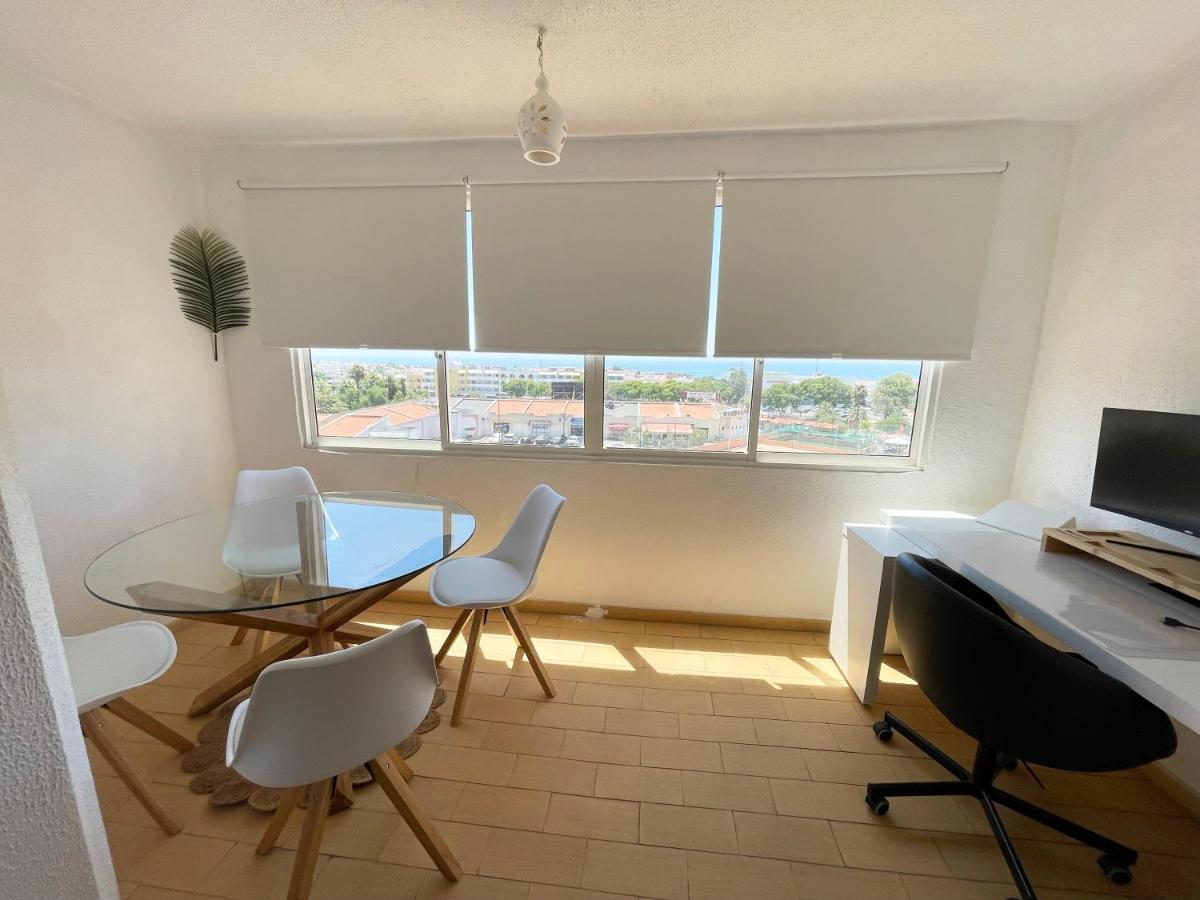 Panoramic Seaview - 2 Bedroom, Main Ave, 15 Min Walk Beach, Workspace Apartment Albufeira