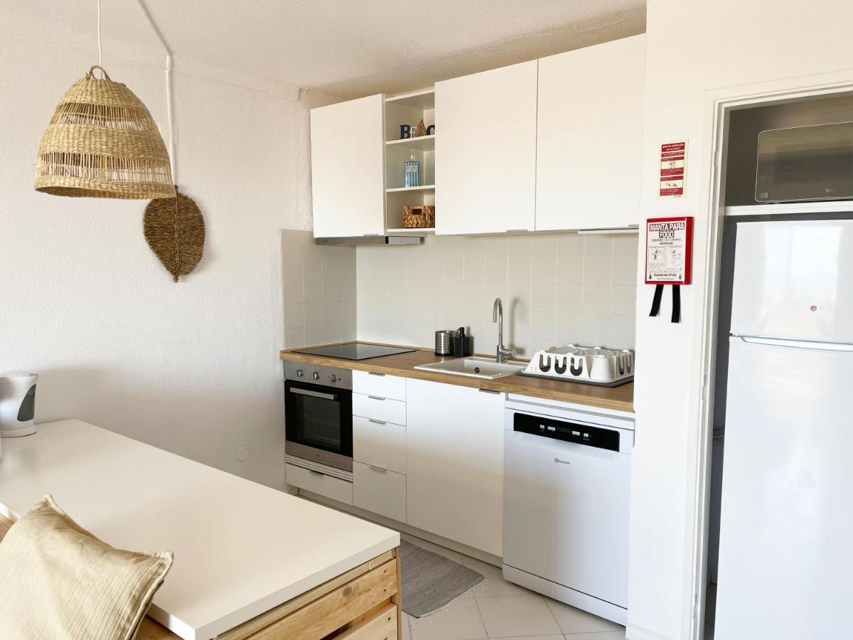 Panoramic Seaview - 2 Bedroom, Main Ave, 15 Min Walk Beach, Workspace Albufeira