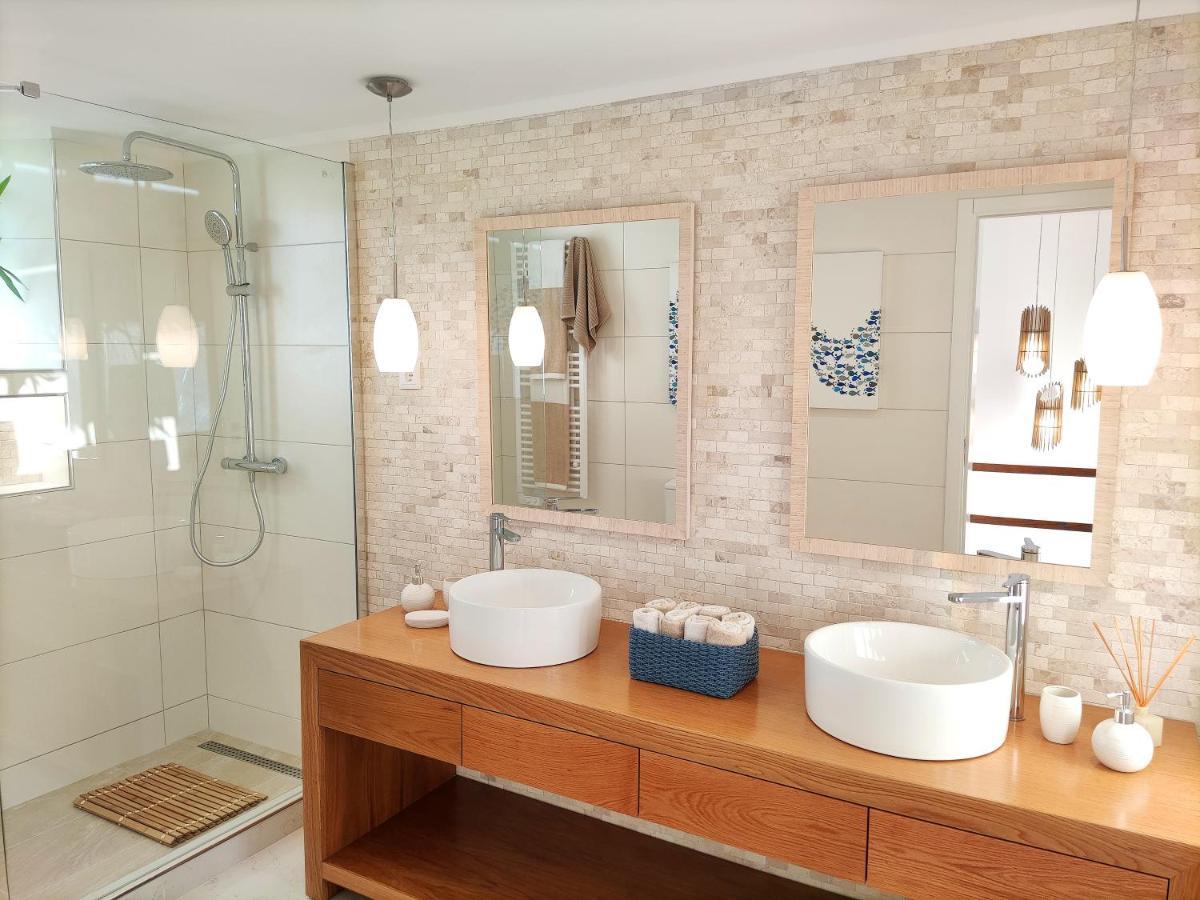 Apartment Luxury Townhouse In Complex With Town And Ocean View By Be Cherish