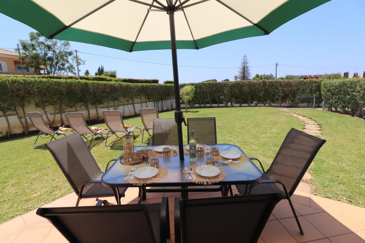 3-bed Townhouse With Pool In Balaia *