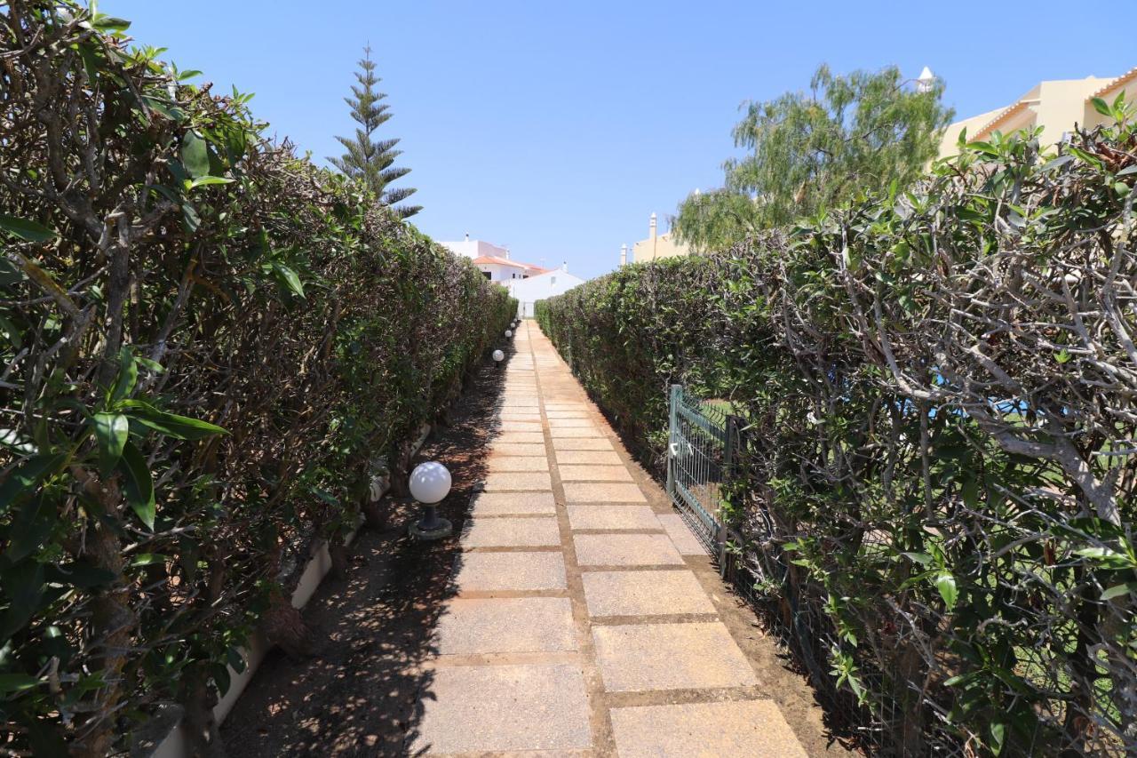 Casa de Férias 3-bed Townhouse With Pool In Balaia
