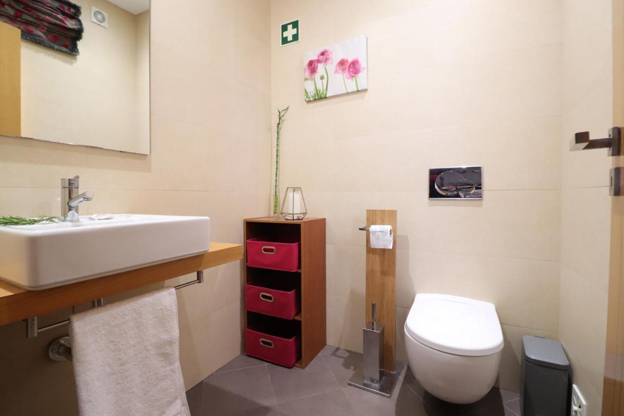 3-bed Townhouse With Pool In Balaia *