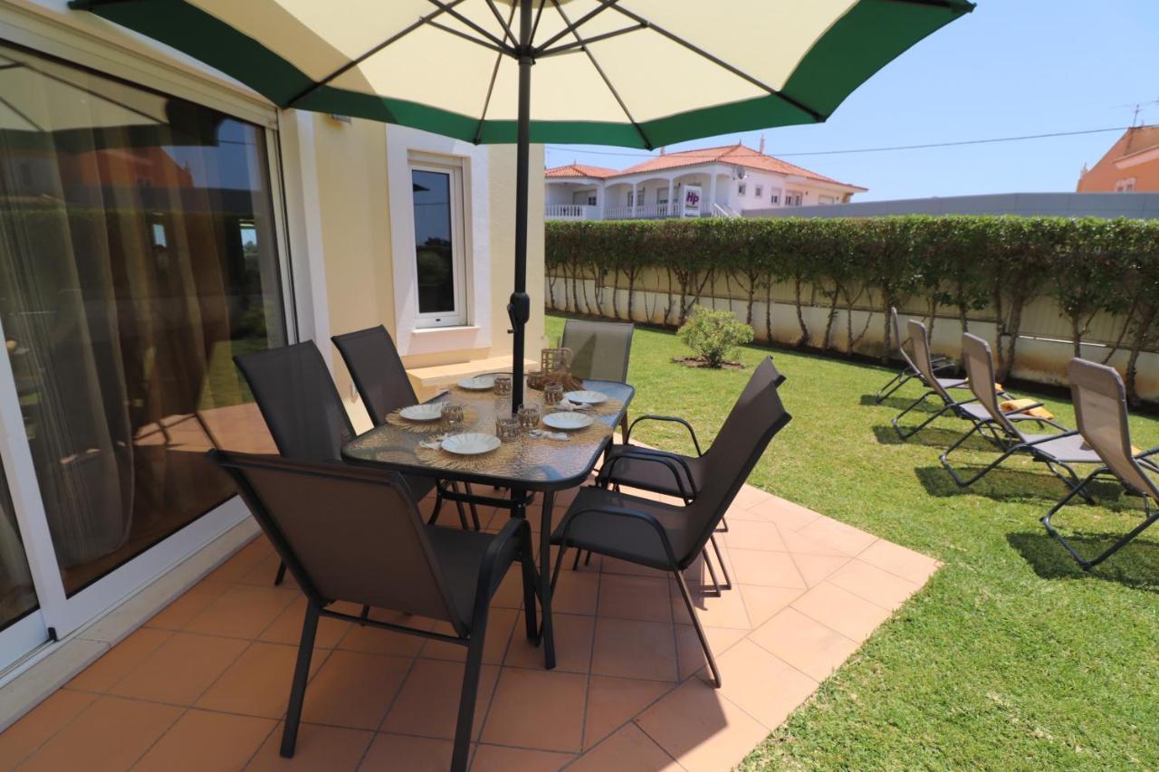 Casa de Férias 3-bed Townhouse With Pool In Balaia Albufeira