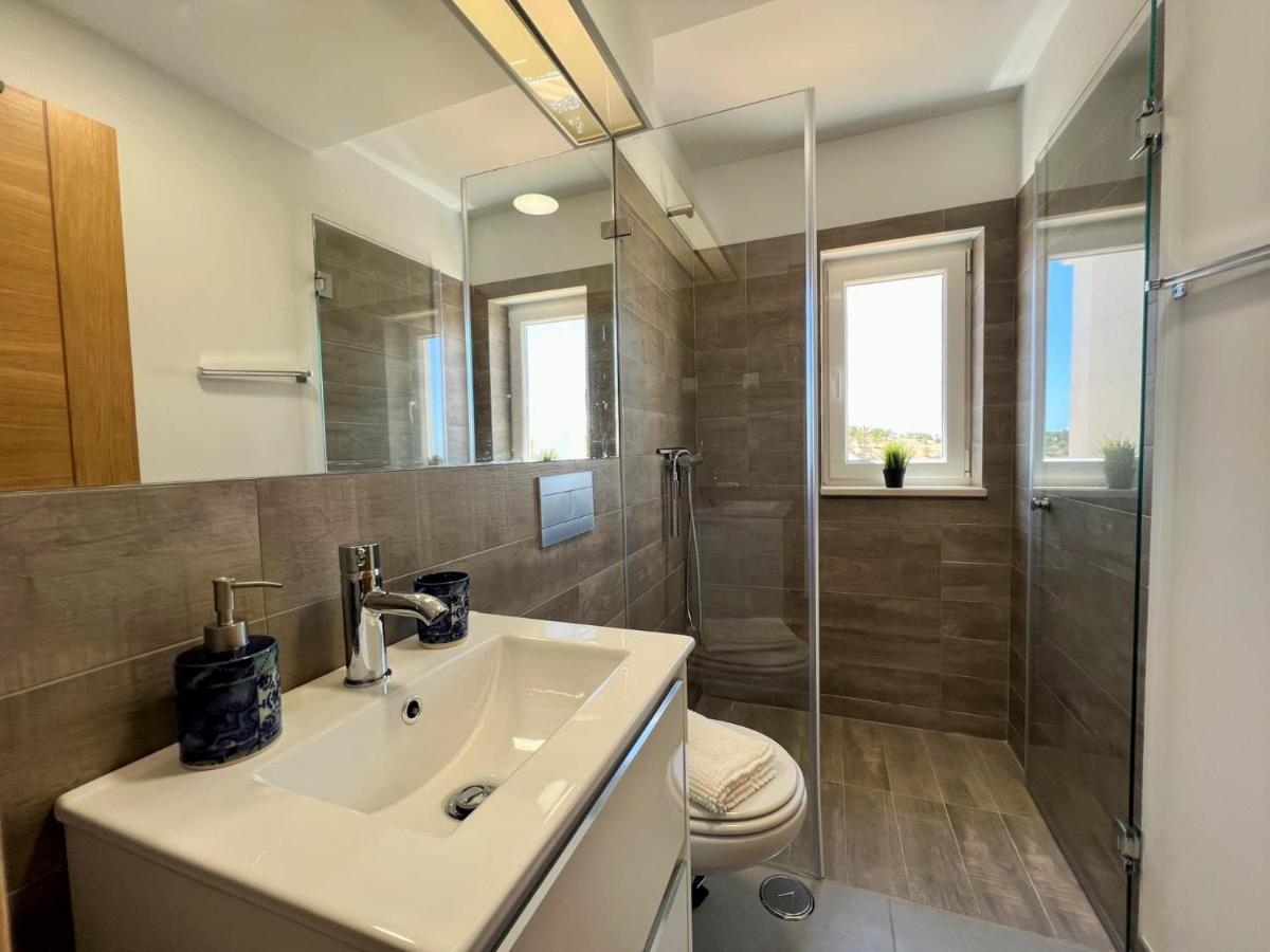 Deluxe With Pool By Homing Albufeira