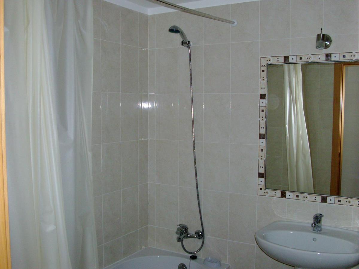 Beautiful 2-bed In Olhos De Agua Apartment Albufeira
