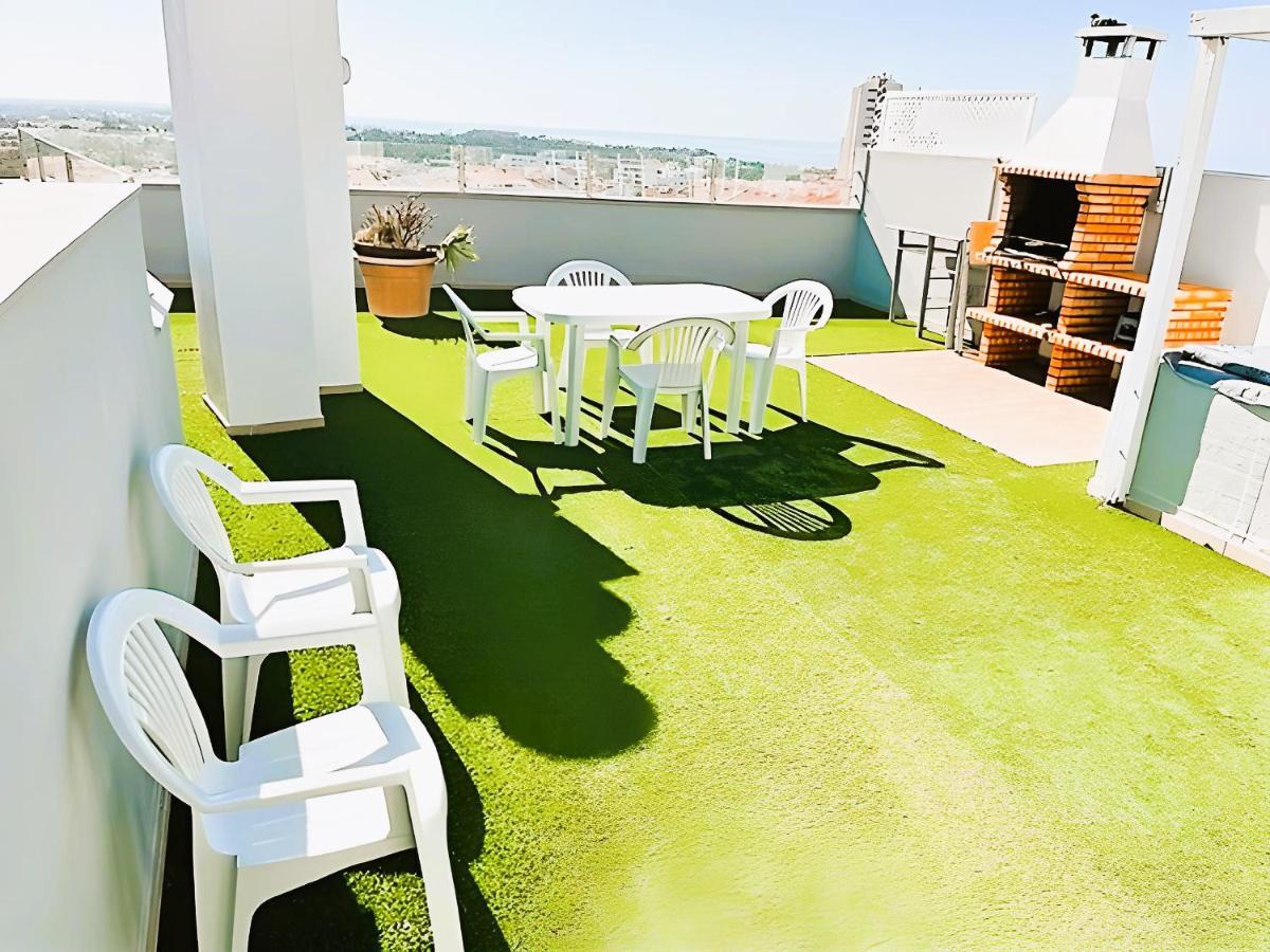 Flat 3 Bedrooms Apartment *