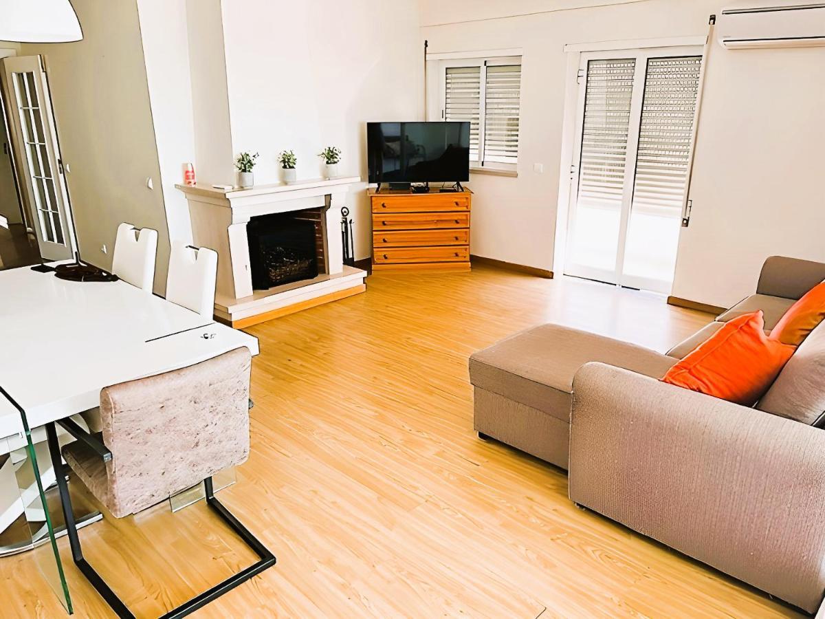 Flat 3 Bedrooms *