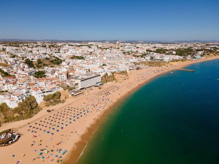 Lovely Lm Penthouse Apartamento Albufeira