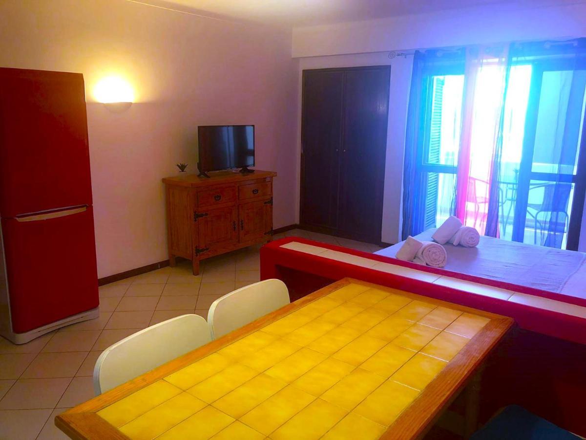 Xavilla 8 Apartment