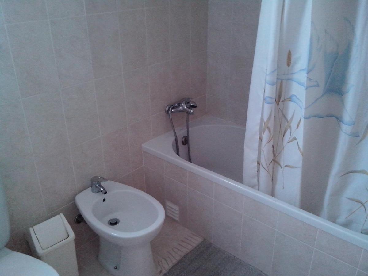 Remarkable 1-bed In Olhos De Agua