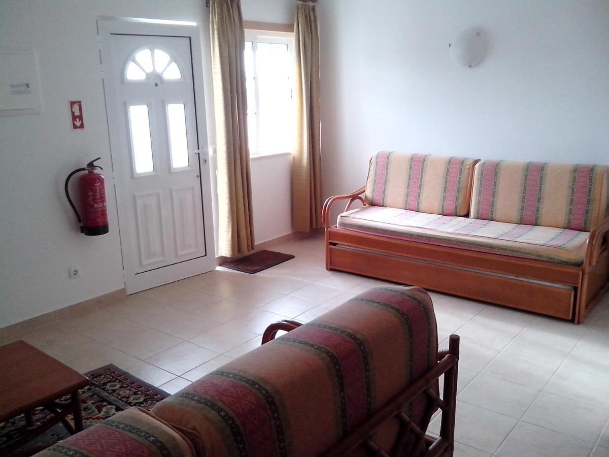 Captivating 1-bed In Olhos De Agua Apartment