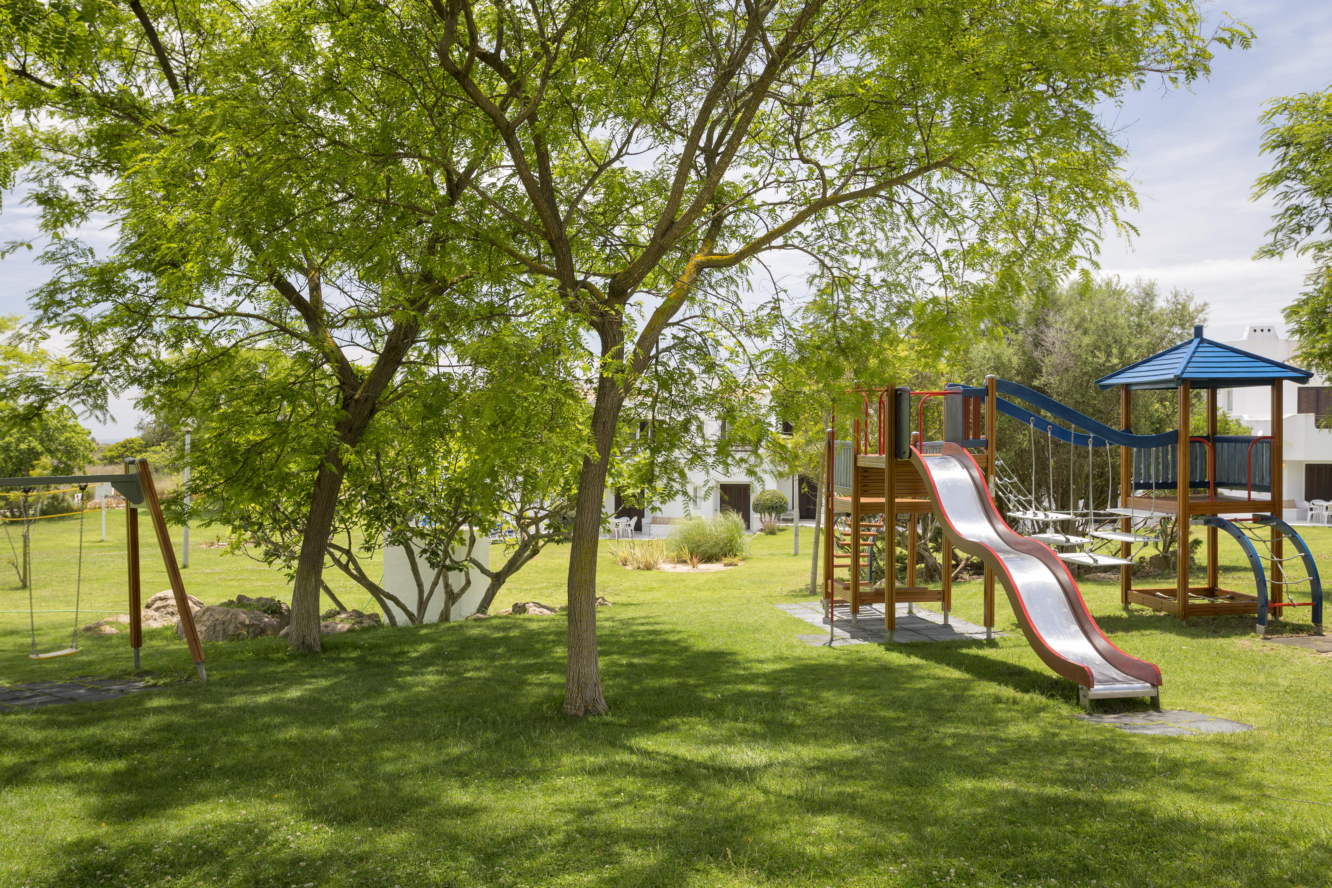 Clube Garden Village 4*