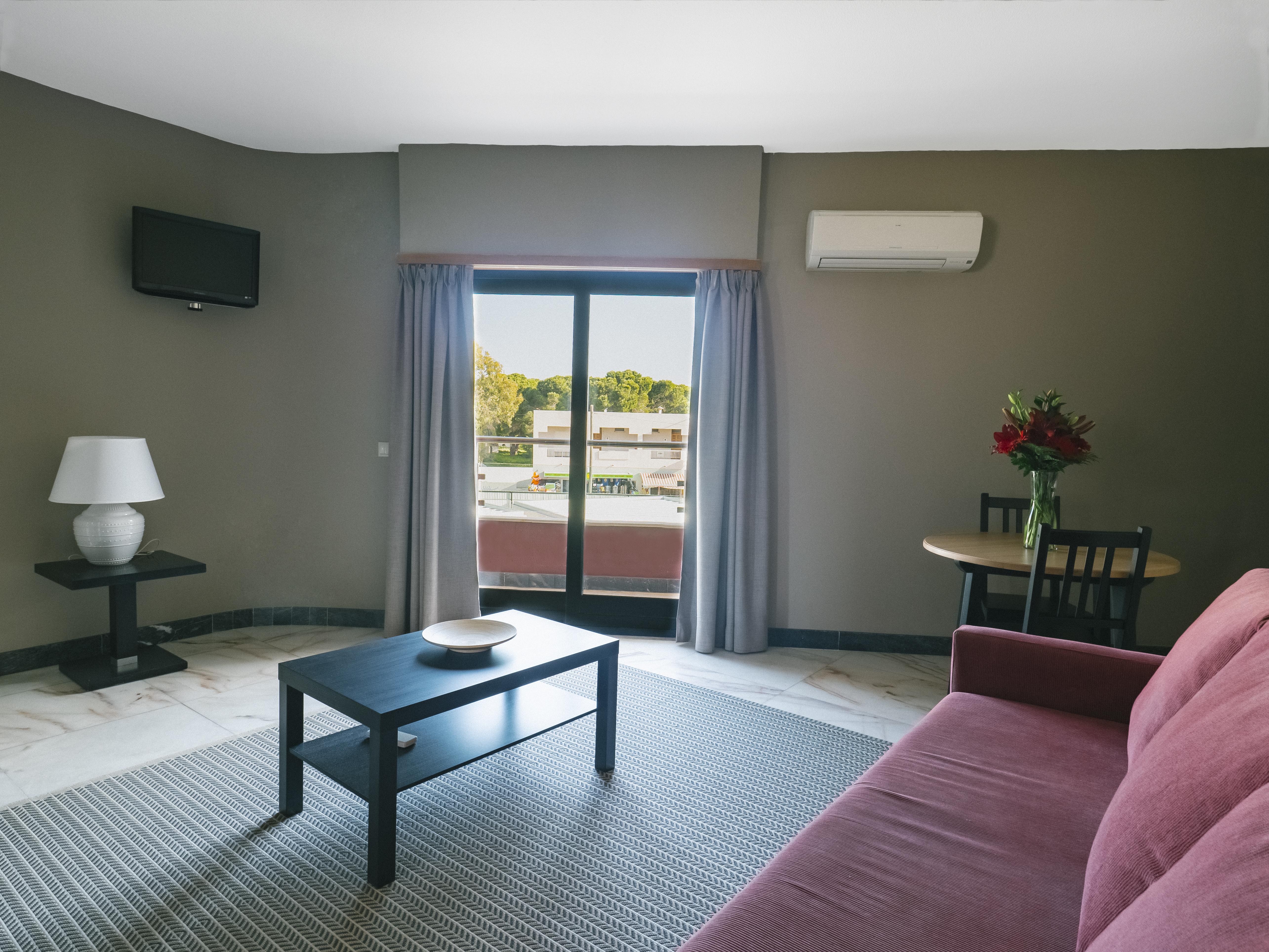 Topazio Vibe & - Adults Friendly Aparthotel
